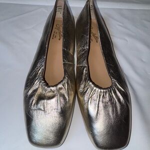 Gold Seychelles Women's The Little Things Ballet Flat 7